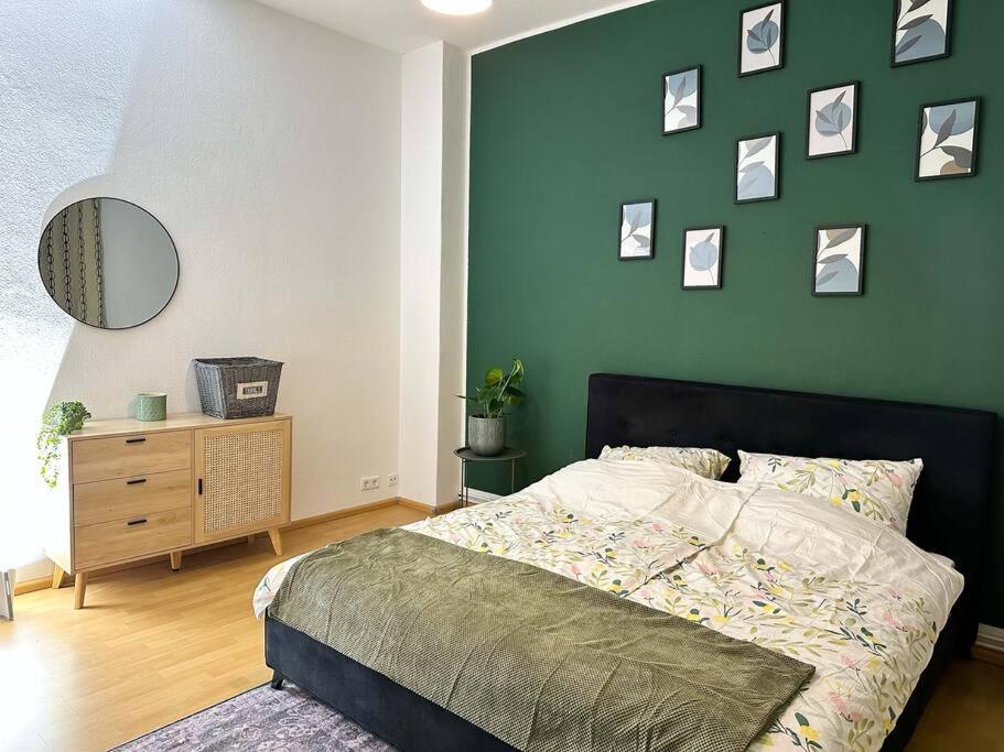 Gemuetliche 2-Zimmer Wohnung Im Zentrum Neumünster Exterior foto